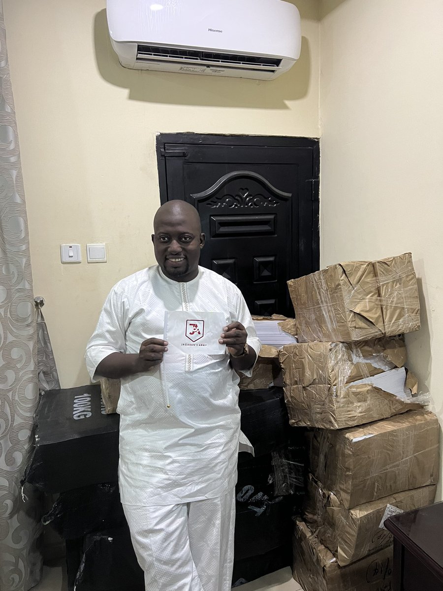 dayoisrael's tweet photo. Just finished inspecting the new arrivals of our Jagaban Soldiers kit including the flag that would be shared at the event today and distributed to the 36 states from tomorrow. #renewedhope #spreadinggreatness https://t.co/Mu79G96wyt