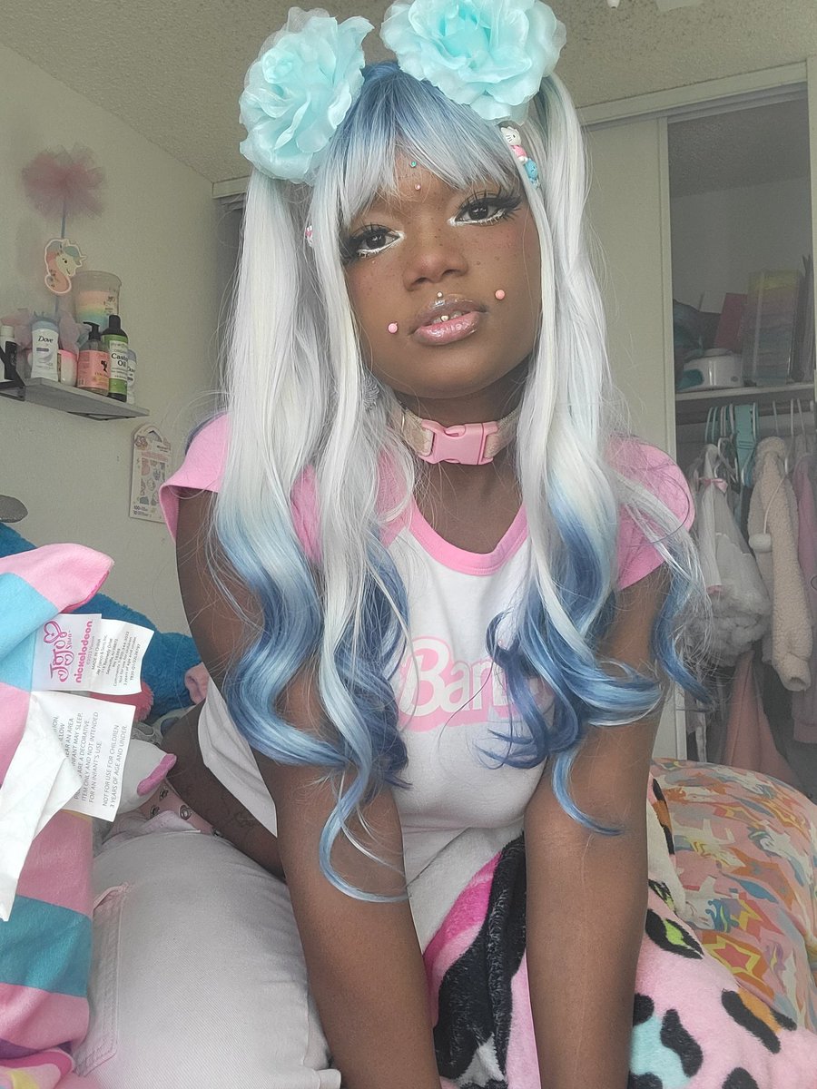 InsanitysEquil1's tweet photo. Happy New Years
#Doll #Egirls #alternativeblackgirl
#puppygf https://t.co/8Vez7wm3SQ