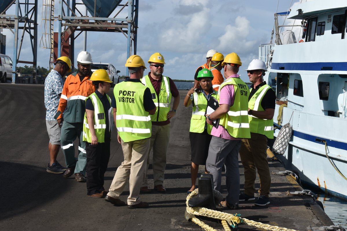 MaritimeFiji's tweet image. 2/2 The 5member team from the #USCoastGuard visited the Port of Lautoka (Queens Wharf) &amp;amp;Port of Suva(Kings Wharf) in an effort to provide guidance to #MSAF &amp;amp; @FPCL on the best port security practices that can be in place . 
#ISPSCode #IMO #MaritimeFiji #MSAF