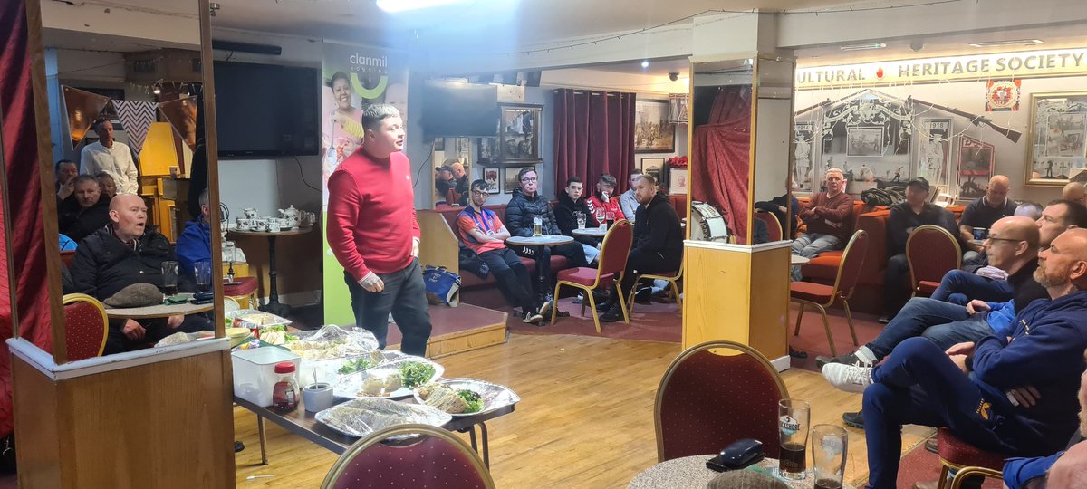 Mens Mental Health evening organised by Ballynafeigh Unionist Forum. Brian Armstrong telling his story of how he changed his life and ended up recently breaking a world record of 50 half triathlons.#HousingForAll <a href="/ClanmilHousing/">Clanmil Housing</a>