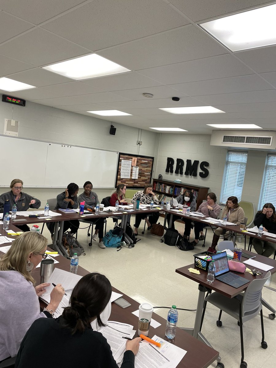 QueenieHall1's tweet photo. So thankful for the opportunity to work with these fabulous teachers today @RockHillSchools #8thELA and #6thSS #HalfDayPD #RockSolid https://t.co/6z0g3BjbTS