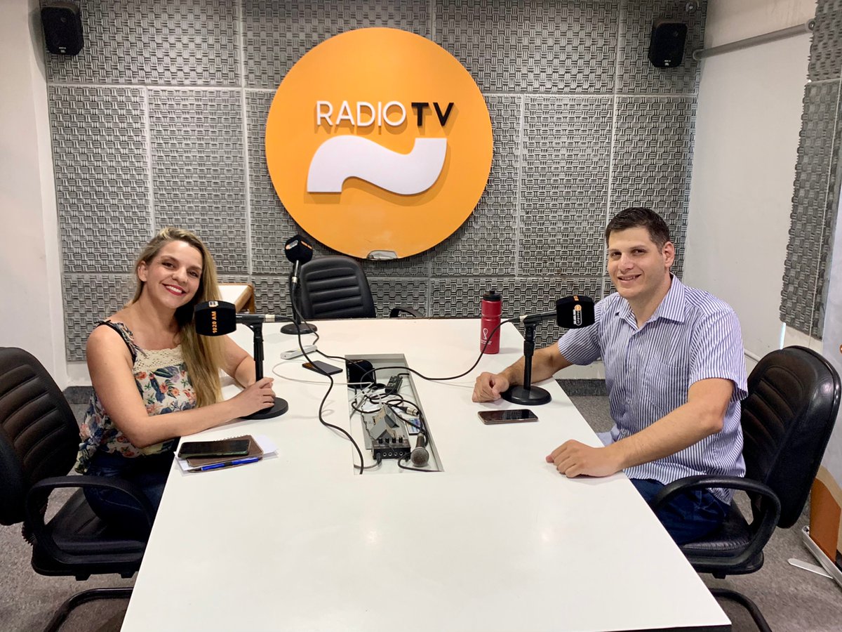 ÑandutiTv (@nandutitv) on Twitter photo 🤩¡Ya estamos con #ÑandutíDeportes Segunda Edición!
🎙️<a href="/marceloburgosf/">Marcelo Burgos</a> y @Melixplaz te informan sobre todo sobre el mundo deportivo⚽️
#1020AM #ÑandutíDeportes 🤩¡Ya estamos con #ÑandutíDeportes Segunda Edición!
🎙️<a href="/marceloburgosf/">Marcelo Burgos</a> y @Melixplaz te informan sobre todo sobre el mundo deportivo⚽️
#1020AM #ÑandutíDeportes