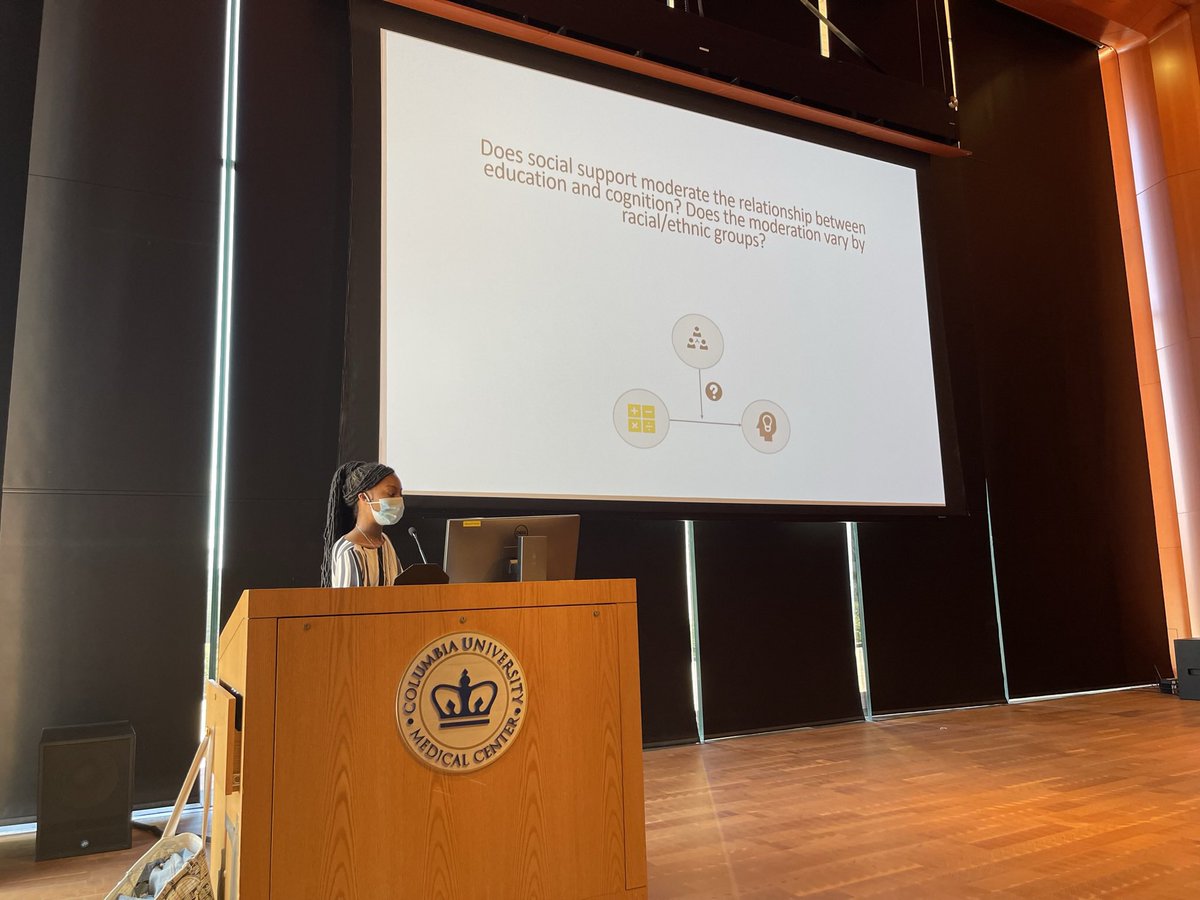 STARUColumbia's tweet photo. Take a look at some of our 2022 scholars presenting their work! 

There’s still time to apply to STAR U! Please submit applications by Jan. 17th, 2023. Letters of reference due Feb 1st (extensions available)! For more info, see our website (link in bio!) https://t.co/arCUwEJsfY