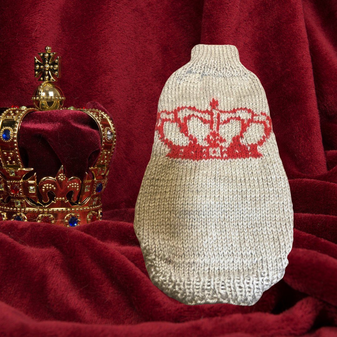 The Bespoke Crown Dog Jumper from the Kings, Queens and Nobles Couture Dog Collection for Small Dogs #dog #dogclothing #dogs #dogclothes #dogjumper #dogsweater #paws #dogwear #smalldog etsy.me/3kbf294
