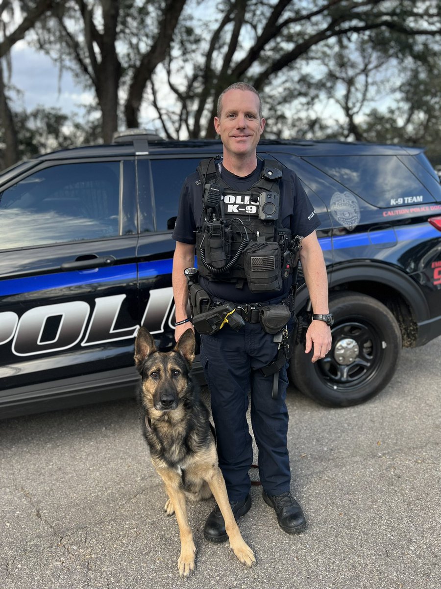 TallyPD's tweet photo. It’s #TweetAlongTPD time! We’re heading out this evening with Sergeant Smith and K9 Evo. Tweet us your questions and we will do our best to answer them throughout the shift. https://t.co/IyjJx8vOcL