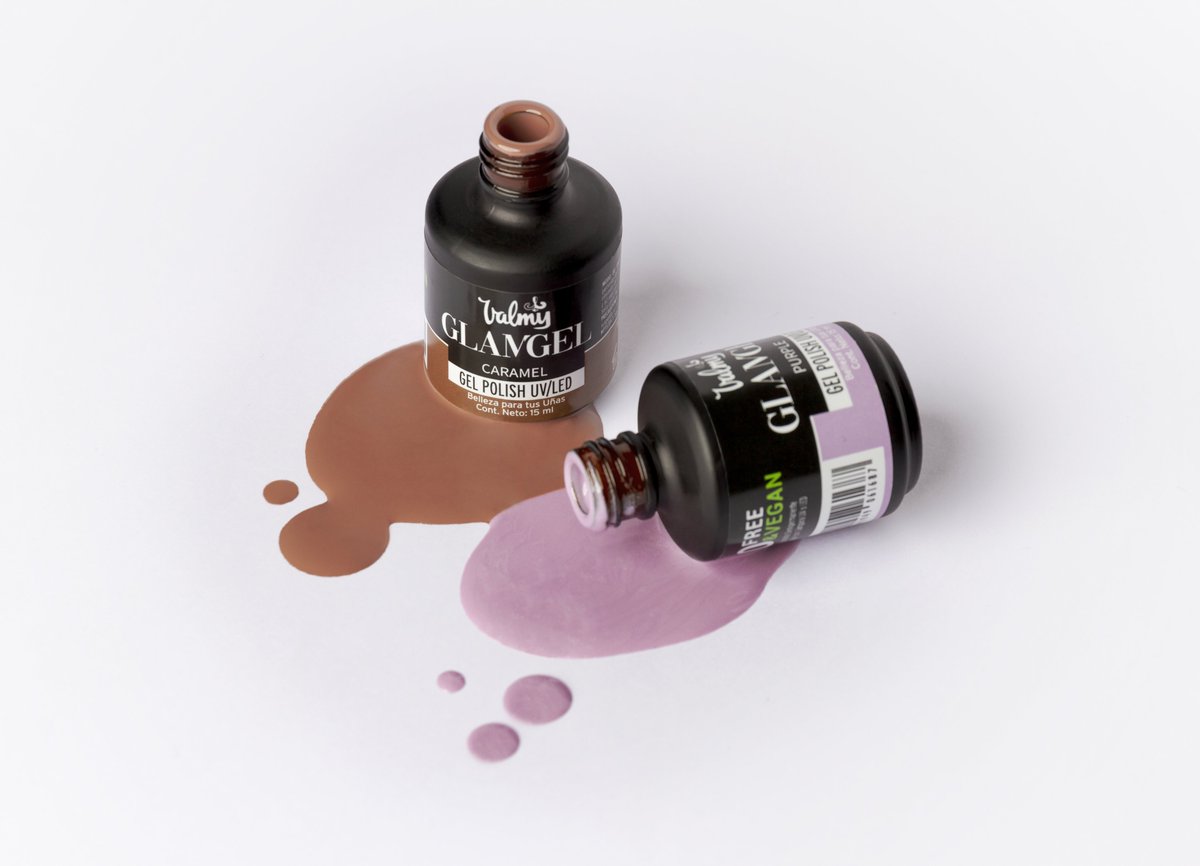 CosmeticosValmy's tweet photo. ¿Cómo remover el #Glamgel?

Pule suavemente la superficie de la uña con el bloque blanco. Luego, Impregna un algodón con el Removedor Permanente Gel y Acrílico y colócalo sobre la uña. Envuelve en papel aluminio. Deja actuar entre 10 y 15 min si la capa de gel fue muy gruesa. https://t.co/UC4Kvo7iBb