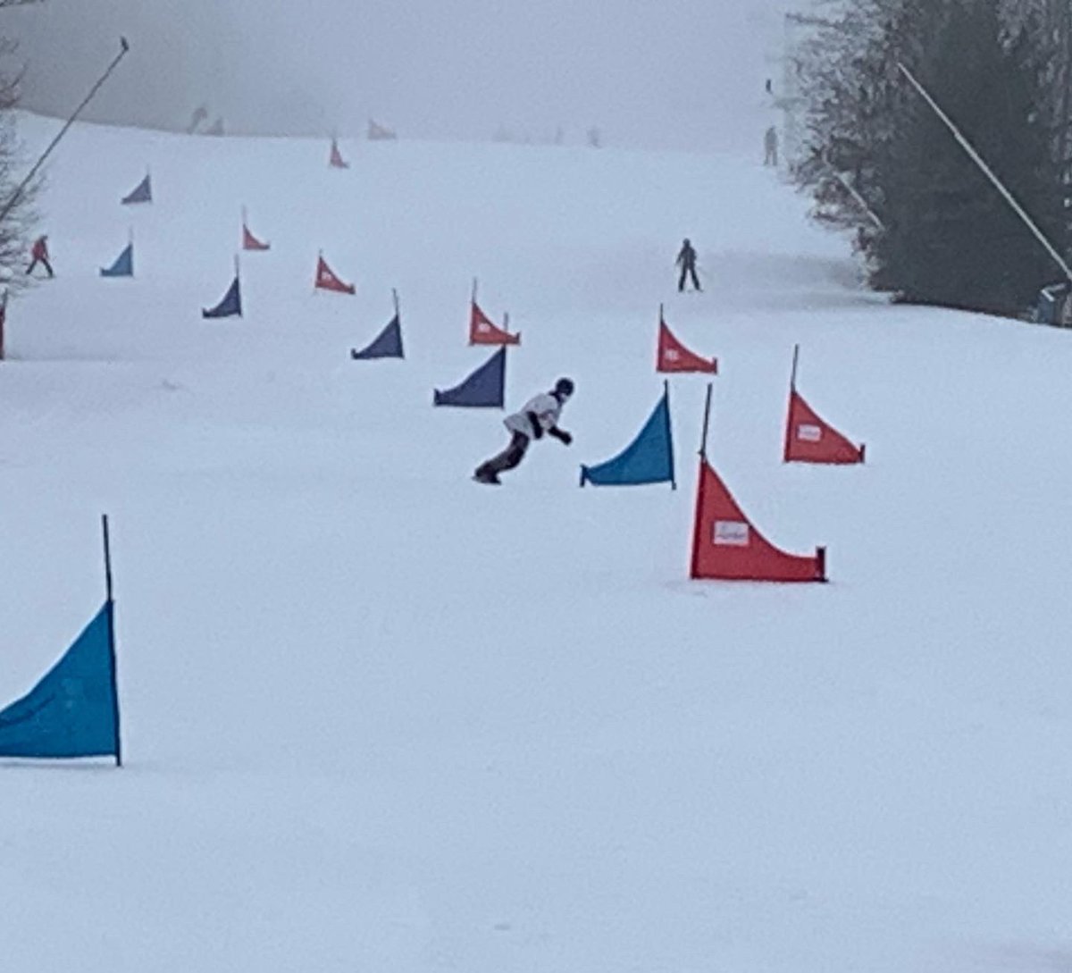 NelsonLords's tweet image. Some Ski &amp;amp; Snowboard action from Collingwood today!! 🏂⛷️🔴🟡 #AlpineClub #NelsonSkiSnowboard