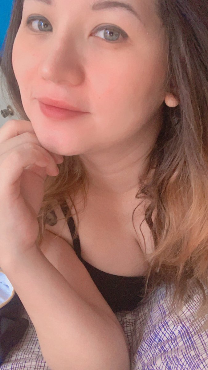 No hay medicina que cure lo que no cura la felicidad y el vino 🍷