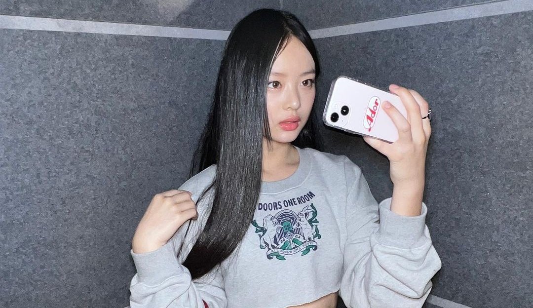 angeIsphone's tweet photo. vuelve el perro con la cola entre las patas y esta vez en busca de 𝚑yein, 𝚖inji &amp; 𝚑anni ♡ 🐰 para que nos acompañen en nuestro camino a salir del sótano, lo único que pedimos son ganas de explotarse junto a dos pelonas más. comenta o mándanos un dm si te interesa! o(*^▽^*)o https://t.co/36mZHFVREv