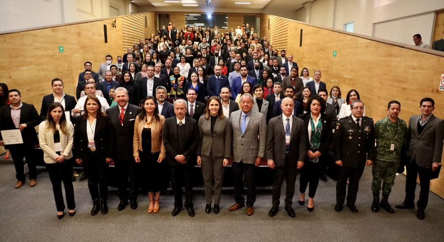 #Hoy realizamos capacitación para la programación, ejercicio y seguimiento de los recursos del Fondo de Aportaciones para la Seguridad Pública #FASP que el <a href="/GobiernoMX/">Gobierno de México</a> otorga a estados y #CDMX, para asegurar que tengan el mayor beneficio social posible y haya #CeroCorrupción