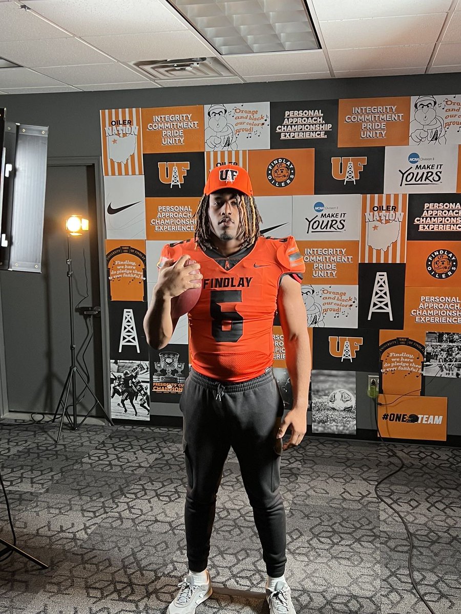 LemondChambers6's tweet photo. Really enjoyed myself at the University of Findlay ! Great people an great atmosphere, thanks for having me 🧡. https://t.co/jj5pVJq8P5
