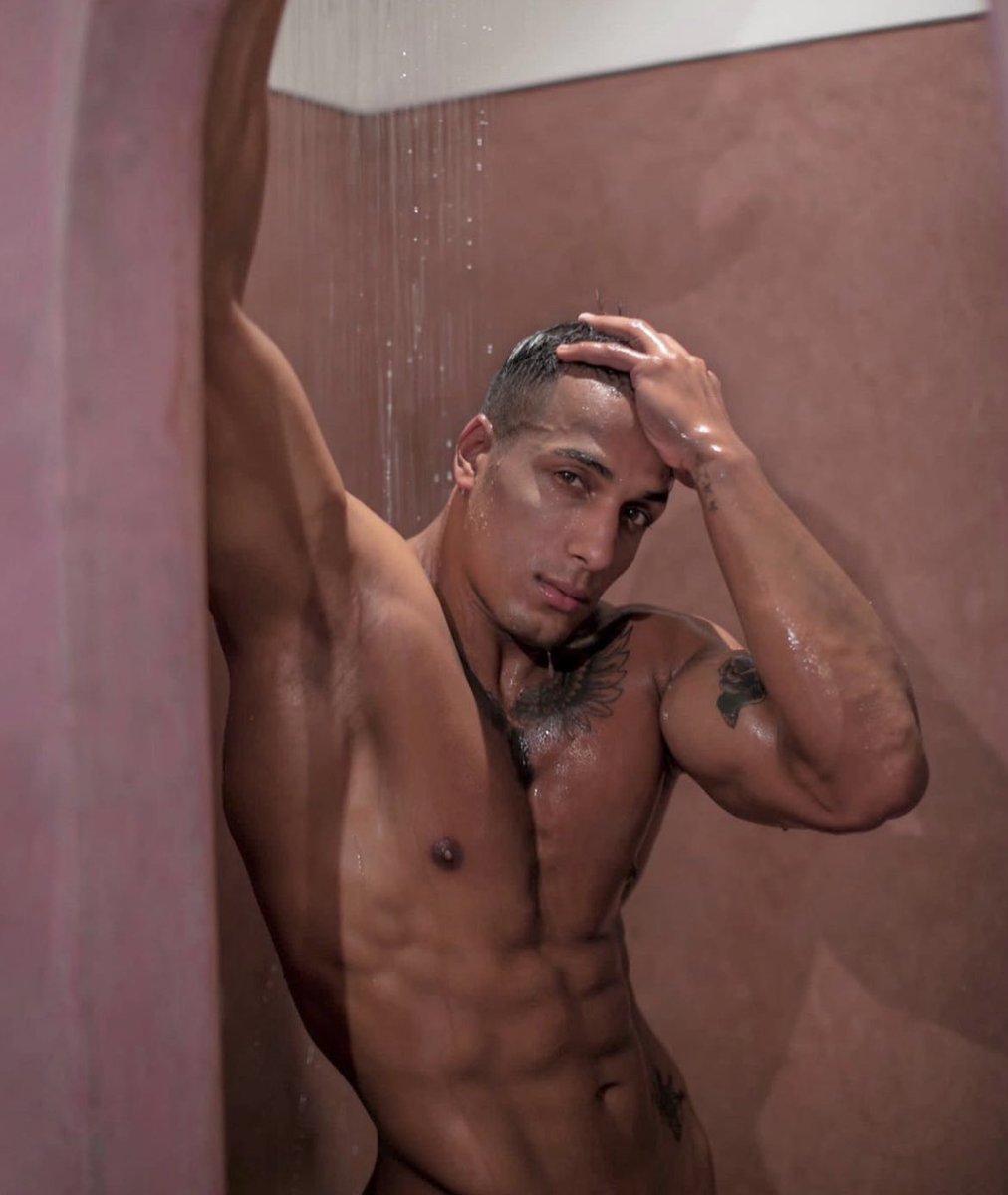 mentubeYT's tweet photo. #mentubeYT #m2m #showertime #FineMen https://t.co/IACW0XYgD1