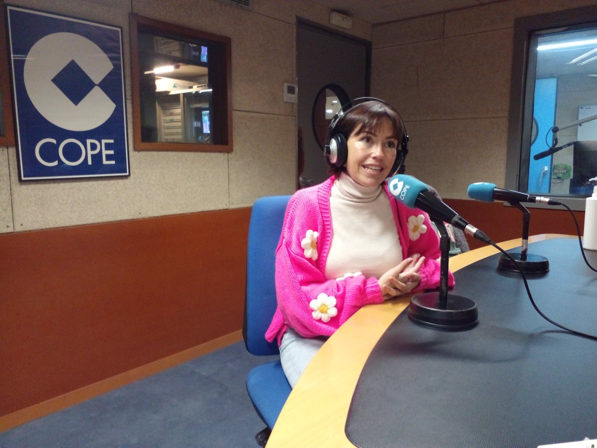 IgnasiMiranda's tweet photo. Us esperem aquest divendres #13Gener 13.33h en #ElMirall 783 AM @COPE_Catalunya @ecclesiacope @COPE: @mscrisvitoria @standreu #Webinar @FECC_Pastoral i Lluís Tusquellas #JornadesPastorals @opusdeicat; notícies i 'Digueu al món' https://t.co/PsJ7S7Vm4n: https://t.co/tk6cJ1CioG https://t.co/Kd6GXPfDpa