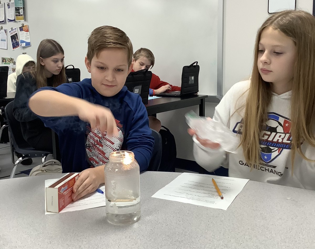 FMSteam7C's tweet photo. Making Clouds in a Jar https://t.co/TAzobVkxJM