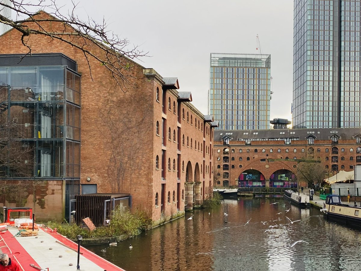 rebuildingmanchester tweet media