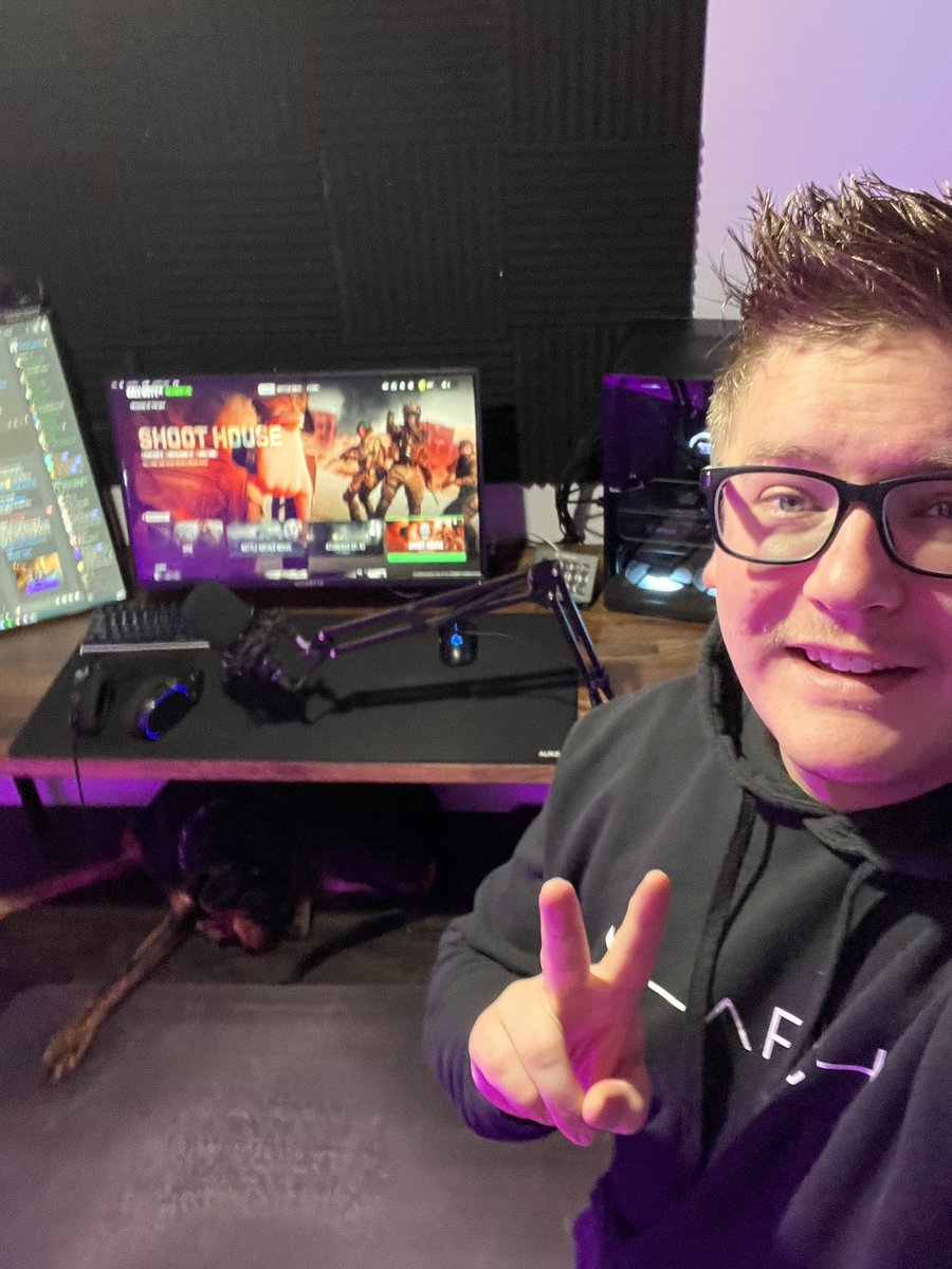 lowhsfps's tweet photo. Almost time for the @intelcanada 10k Warzone 2.0 Creator Event! 1hrs to go, see you all at 7pm est on twitch!
#NextGenRumble https://t.co/Zyx1i46P63