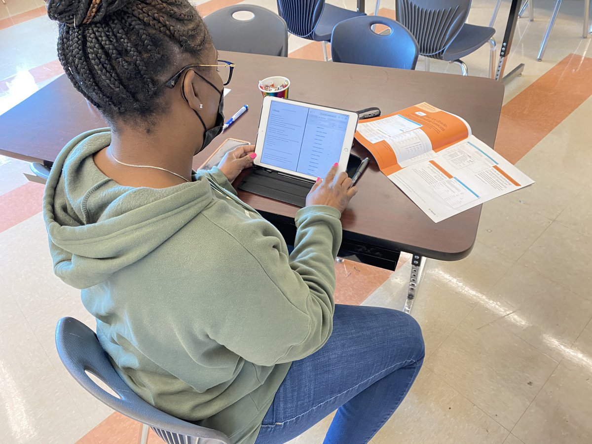 RBobinchuck's tweet photo. Our learning continues today with the amazing #InstructionalLeaders of @AndoverEagles! We analyzed student #DiagnosticData reports to #AccelerateLearning and address #UnfinishedInstruction.
#iReady #MyiReady @iReadyMDCPS #KnowBetterDoBetter #BeTheChange #MathIsFun #ELAAllDay https://t.co/lfKnJDCw4U
