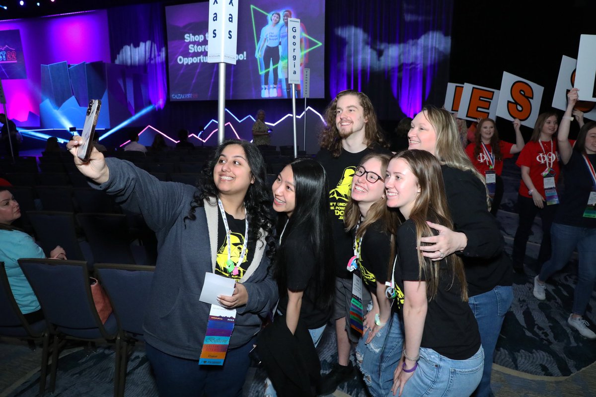 PHITHETAKAPPA's tweet photo. With Phi Theta Kappa, you get the recognition of an honor society, the leadership skills to land your dream job, and a network full of high achieving community college students like you! ✨ #JoinPTK https://t.co/JuMD3Zc1YA https://t.co/C5QTj0ZPlD