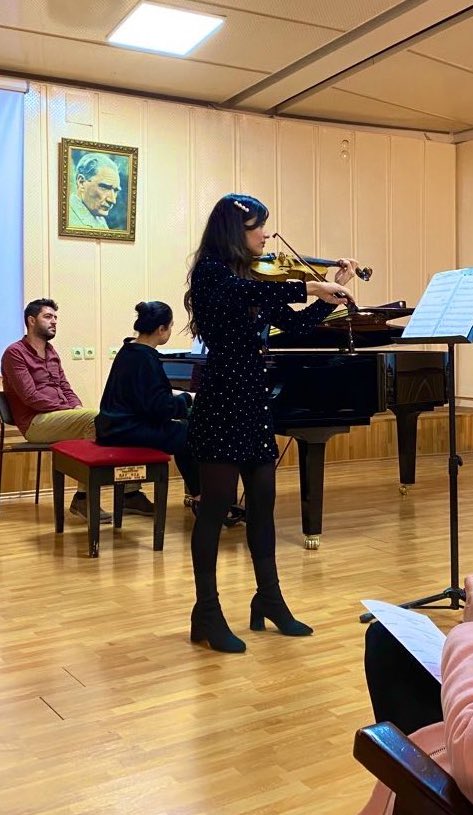 Damla Turan (@damla_turann) on Twitter photo 