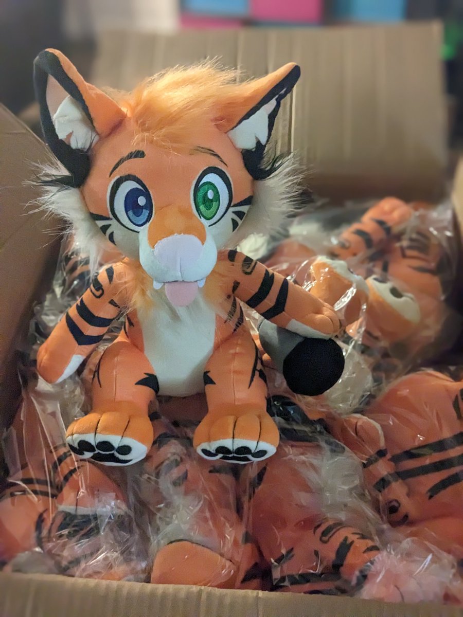 BuildAFur's tweet photo. Guess who arrived?

Now in stock! @TygreCub plushies!!
Buy today! https://t.co/cxRtAIEGVj

#plush #buildafur #furryfandom #fursonaplush #corgibeans #tigerplush #twitch #furryart #FurryFriday https://t.co/r29AQS3dcI