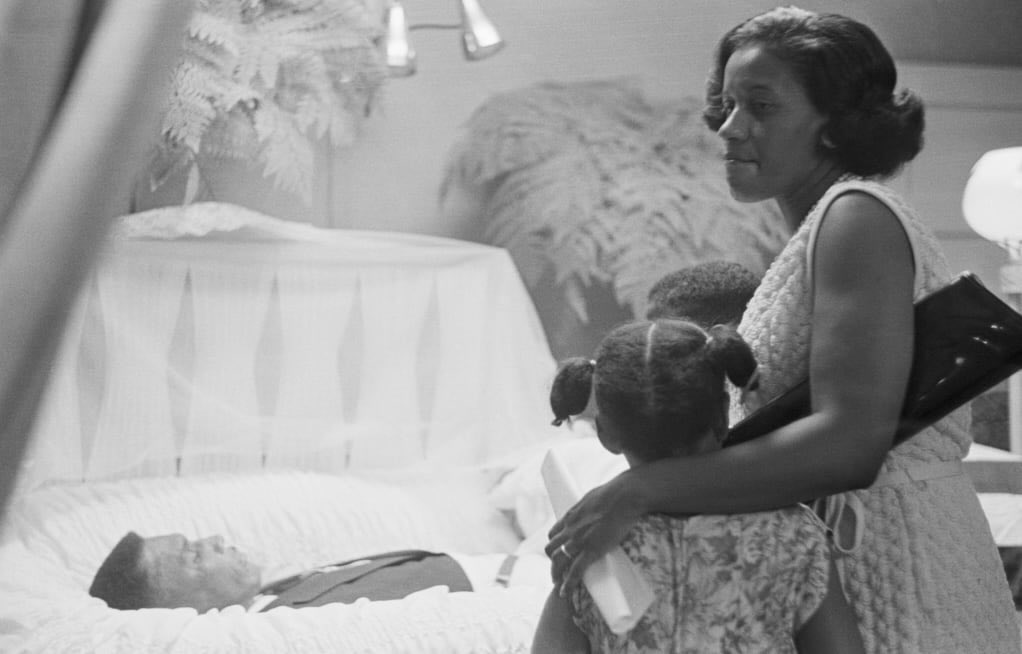 _luvclarity's tweet photo. Myrlie Evers fought for 30 years find Justice!  #Genocide #TraceYourLineage #BlackAmericanLove #MedgarEvers https://t.co/zoQMCFxbDj