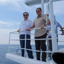 tjerealjoker's tweet photo. Raikan tauke judi Cina ✅
Sambut PMX ❌

Saban hari, Rakyat dapat lihat dan nilai sendiri perangai pemimpin PAS PN. Siapa yg lebih beradab Melayu dan beri contoh Islam yg lebih baik.

Ramai yg sudah menyesal mengundi PAS. 
Anda bila lagi?

#PNBest
#AnwarIbrahim https://t.co/dtpKzyO80V