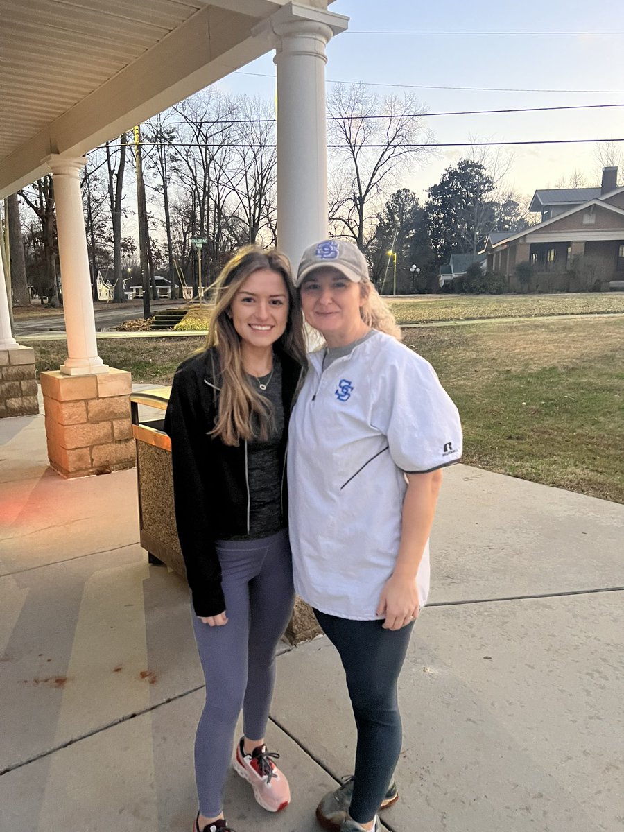 awaldrep47's tweet photo. Thank you Coach Tracy and Coach Hannah, I had a great time on my visit today!  @snead_softball https://t.co/n89yodnCgw