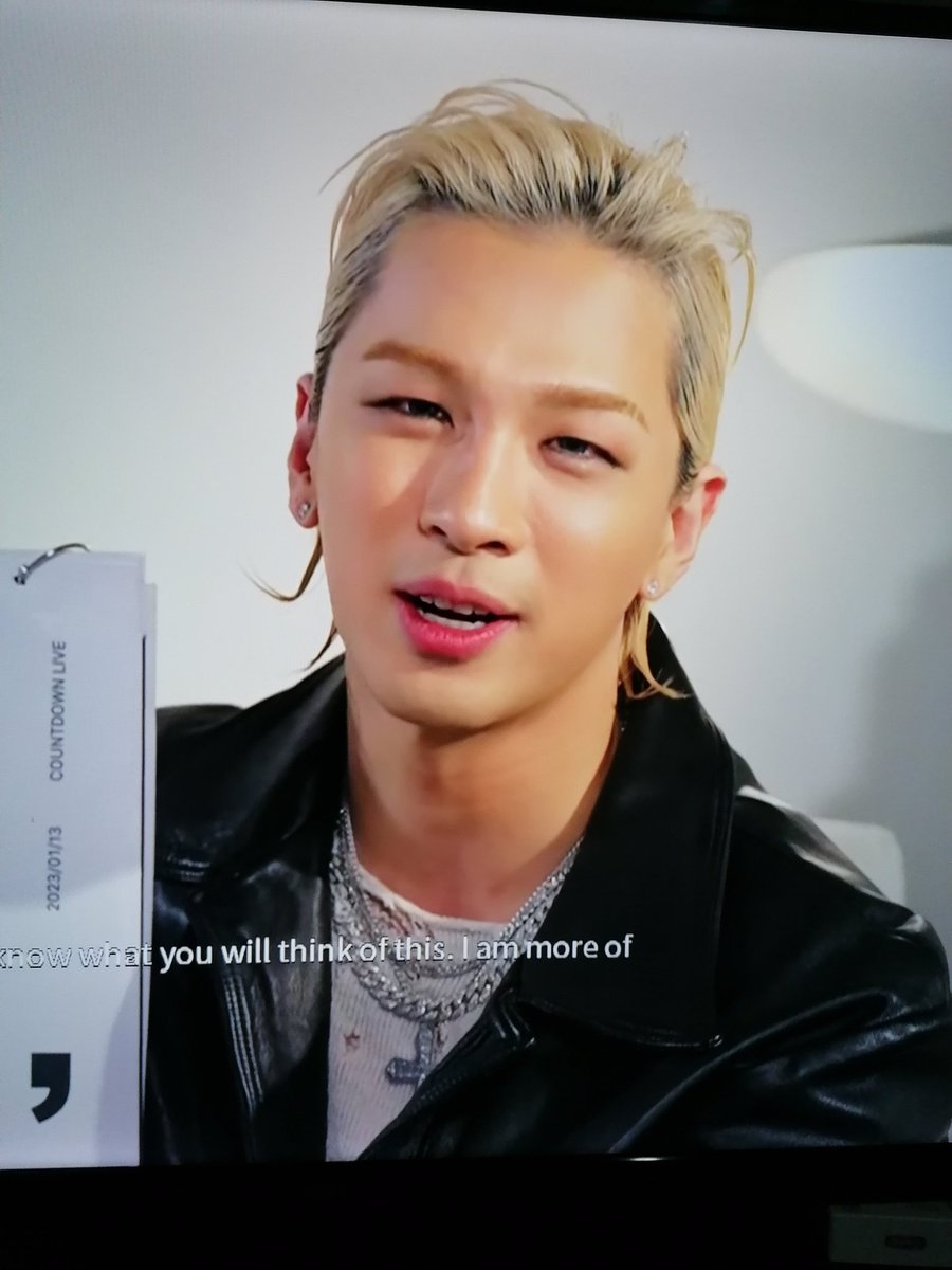 Kirayb88's tweet photo. No sabes como extrañaba esa carita mi solecito 💛

#TAEYANG_VIBE #Taeyang #BIGBANG @Realtaeyang https://t.co/TTiN5TuQ41