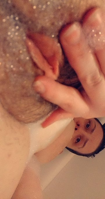 MsShynie ❤️ Pornhub - OnlyFans - Manyvids ❤️ - 1 pic. What do you want in your mouth 1st? Clit or tit? 🤔🫣 https://t.co/UGsdxqXmhy