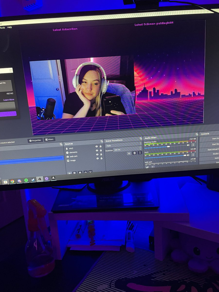 FatalFaye_'s tweet photo. I’m live on twitch! https://t.co/Oz39J5nKWl https://t.co/izCFhHR6wx