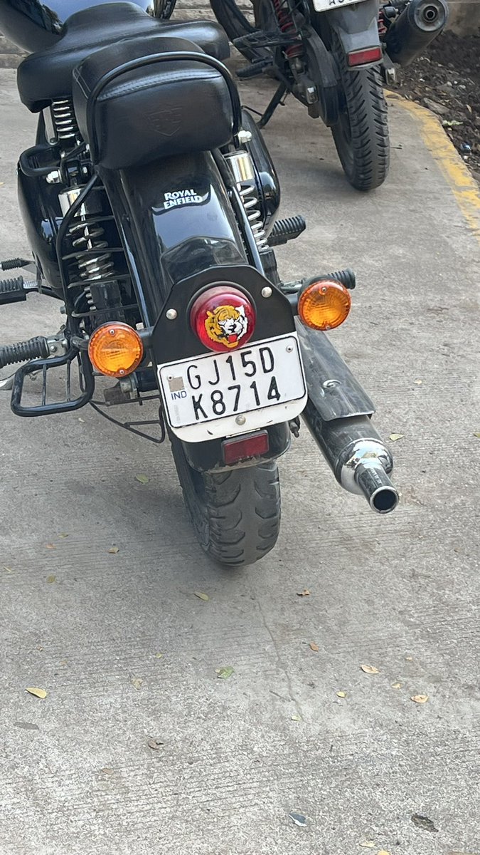 BjymAkash's tweet photo. બીલીમોરા જહેર રોડ ઉપર બુલેટ ના સાયલન્સર બદલી બેફામ હંકારવામા આવે છે જેમા થી કેટલીક બુલેટ ના ફોટા જોડ્યા છે ત્વરિત કાર્યવાહી કરવામાટે અપિલ છે 10-15 થી વધુ બુલેટ ફેરે છે .@dgpgujarat @CollectorNav @abpasmitatv @tv9gujarati https://t.co/mIkpOUuhZr