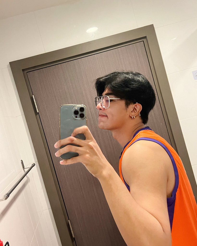 น้องแว่น 🥽