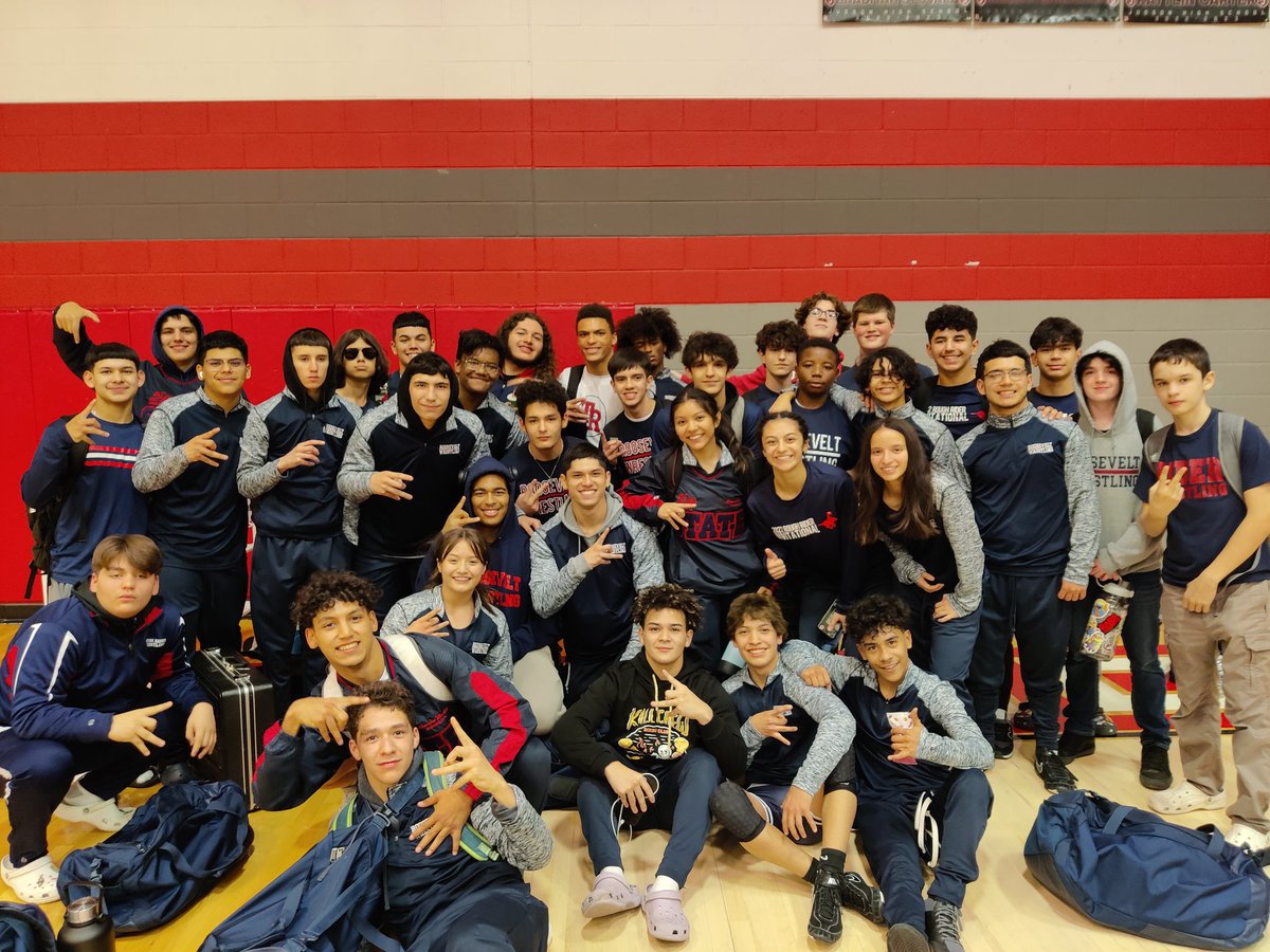 Roosevelt girls win 5 out of 6 matches and the boys go 2-0 on the night with wins against Judson and Cornerstone! Well done!