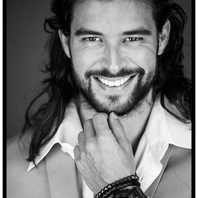 Dressed up for dinner tonight. Planning on hitting the town by myself. Looking okay?