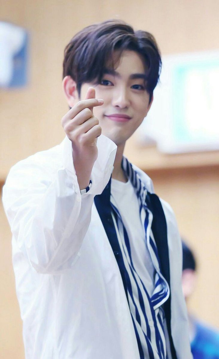 Tawan_Dday's tweet photo. @ChayanisaRuean2 มอร์นิ่งนะคะ 😍🍑
#D6_Chapter0_WITH
D6 to Jinyoung’s 1st Album
#Chapter0_WITH_JINYOUNG
#JINYOUNG #진영 #박진영
#ParkJinYoung #GOT7 💚#IGOT7
#Chapter0: #WITH #YOU
#BHEntertainment https://t.co/To6DTAS1hv