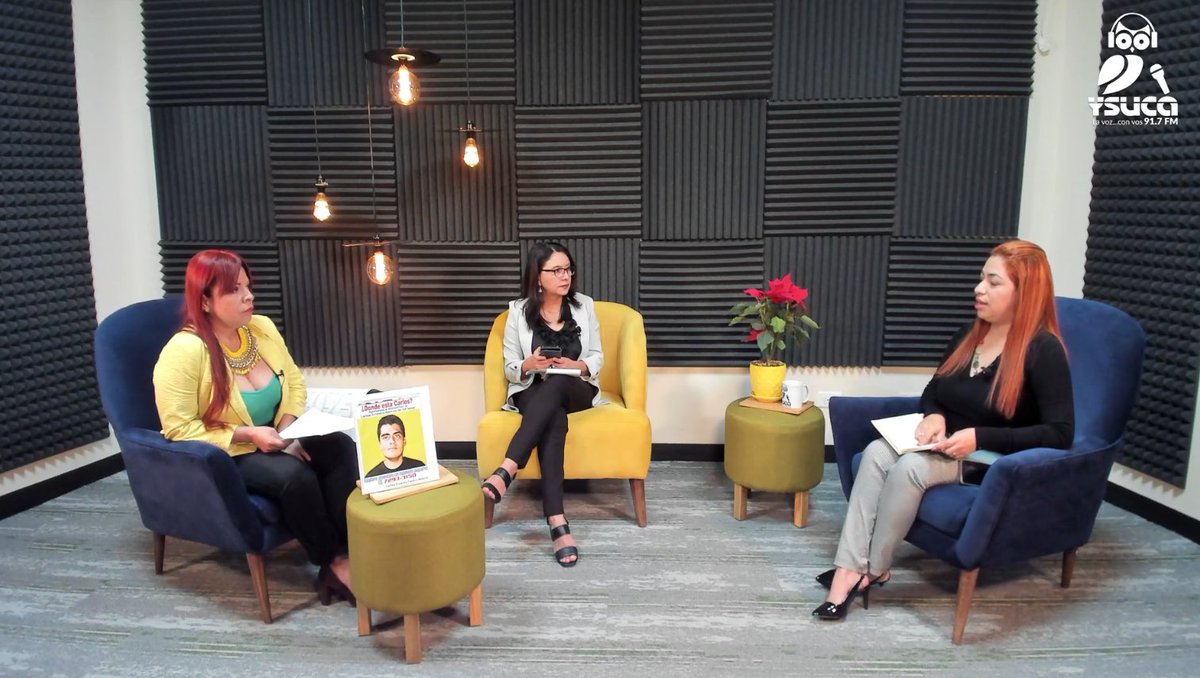 SServileges's tweet photo. Nuestra Presidenta de #SERVILEGES. @IvaniaCruz15 estuvo en el Programa de @ysuca91siete en el cual hablo sobre temas importantes de Derechos Humanos en El Salvador.

#SomosTuMejorOpcionLegal. 📄⚖ https://t.co/Ajxcy9ts5b