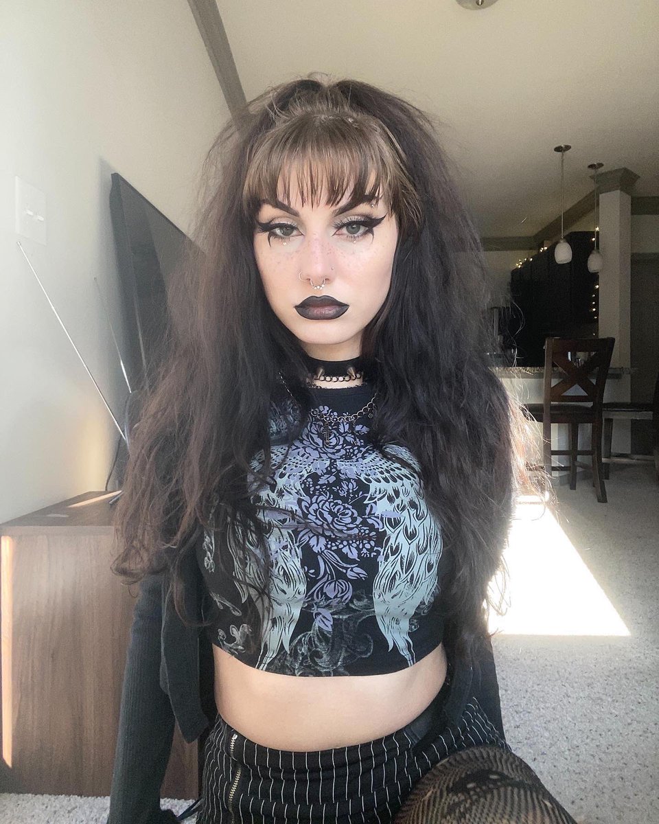 worstwishez's tweet photo. 👻 https://t.co/nbMy6xcEm4
