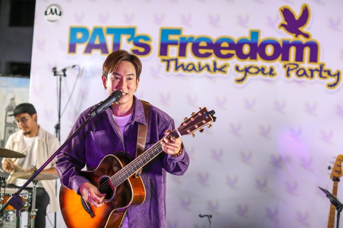 TeamKidsDee's tweet photo. มอนิ่งค่ะ วันนี้รอชมคลิปเพลงวันงานที่แด๊ดดี้เตรียมไว้ให้ชมนะคะ แต่เพลงอะไรน้าาาาทางช่องยูทูปนี้เลยค่ะ👇👇👇👇
Cr. Admin openchats PAT POWER PAT 

https://t.co/fTAH2hSR7v

#แพทพาวเวอร์แพท https://t.co/qKqbHJlhEP