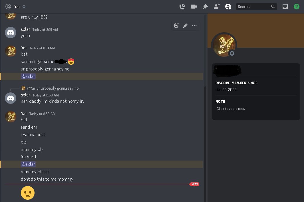 dessertjuice's tweet photo. @ModForDummies 
wassup mother fathers so today i decoy as a girl in roblox and this guy asked me for discord and asked for nudes

(guys get some breakfast and enjoy this post)

user: https://t.co/SGgBAOqteP https://t.co/oFUVmsJaFL