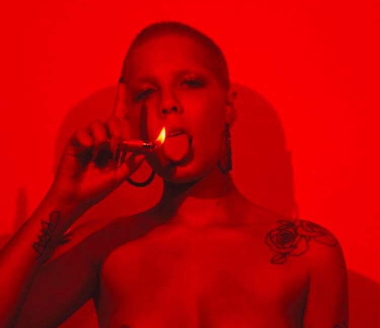 SkyofMilwaukee's tweet photo. Halsey - Red https://t.co/Gk8AKK7FwF