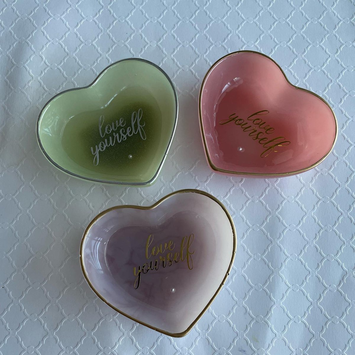 HMDRealQuick's tweet photo. I also have some ring dishes coming this weekend too! 
Follow my IG @ NaturalLoveCreations to see what else is coming.
💗 https://t.co/uVIDJp9PGT