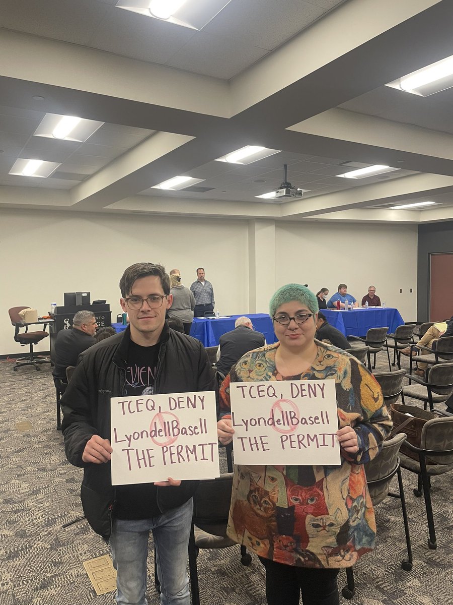 airallianceHOU's tweet photo. We are live at San Jacinto College North Campus along with many concerned community members for the public meeting to voice concerns to the @TCEQ about @LyondellBasell #ChannelviewTexas refinery permit renewal.
#environmentaljustice https://t.co/iwPsswDqKZ