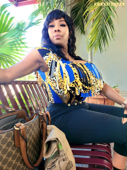 Hello my Loves!! Thank you to everyone for joining my free page😍🥰😘💋 If you still have not joined, you<a href="/tag/imcaramelnotchocolate"class="tags"><span>#imcaramelnotchocolate</span></a>