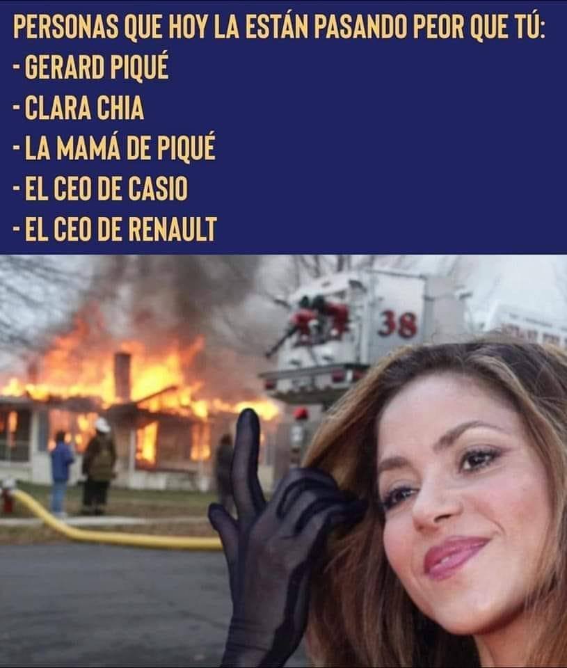 PaninoYan's tweet photo. Esa Shaky se llevó a varios entre las patas jajaja
#ShakiraxBizarrap #clarachia #Pique #Shakira https://t.co/t5lCKTE5tD