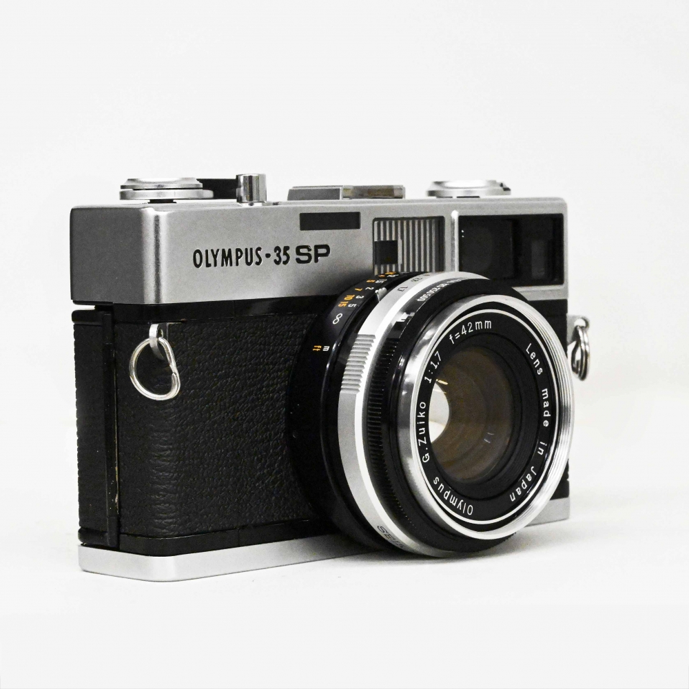 champcamera's tweet photo. #OLYMPUS #35SP（オーバーホール済）￥22,000 by #港北ニュータウン 店

レンズは42ミリF1.7。開けば柔らかく絞れば引き締まるオールドレンズならではの描写を楽しめる1台。こちらオーバーホール済みなので安心してご使用いただけます。

#OLYMPUS35SP #都筑ふれあいの丘
https://t.co/240yN2BC9Z https://t.co/aG8D7s2FEO
