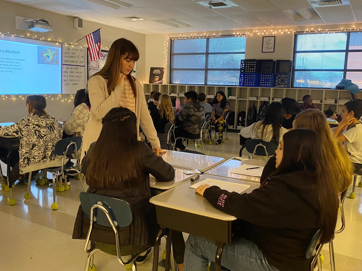 JasonEaton21's tweet image. I am so proud of these 4 @SmyrnaPrimary teachers! They each became extremely vulnerable and allowed 6 adults plus their own teammates in to watch them teach a math lesson they planned together. All for the sake of getting better! #huskyexcellence #lessonstudy #principalsinaction