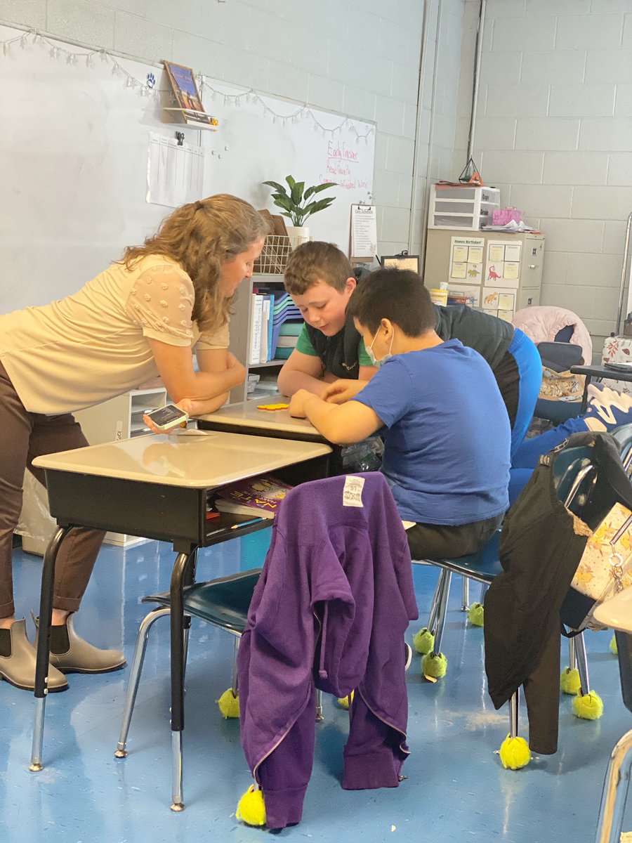 JasonEaton21's tweet image. I am so proud of these 4 @SmyrnaPrimary teachers! They each became extremely vulnerable and allowed 6 adults plus their own teammates in to watch them teach a math lesson they planned together. All for the sake of getting better! #huskyexcellence #lessonstudy #principalsinaction
