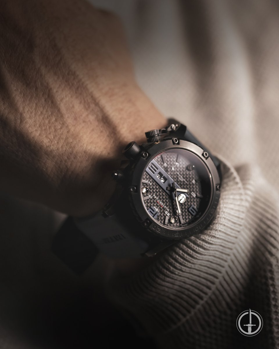 MTMSpecialOps's tweet photo. For easy-to-read usability in the dark and harsh conditions for long periods, the MTM Vulture has your back.
Visit our website to learn more.
#Whatsyourmission?
#MTMWatches #Vulture #SpecialOps #TitaniumTimepiece #BuiltforAction #MilitaryWatch https://t.co/Bakfg0wKkm