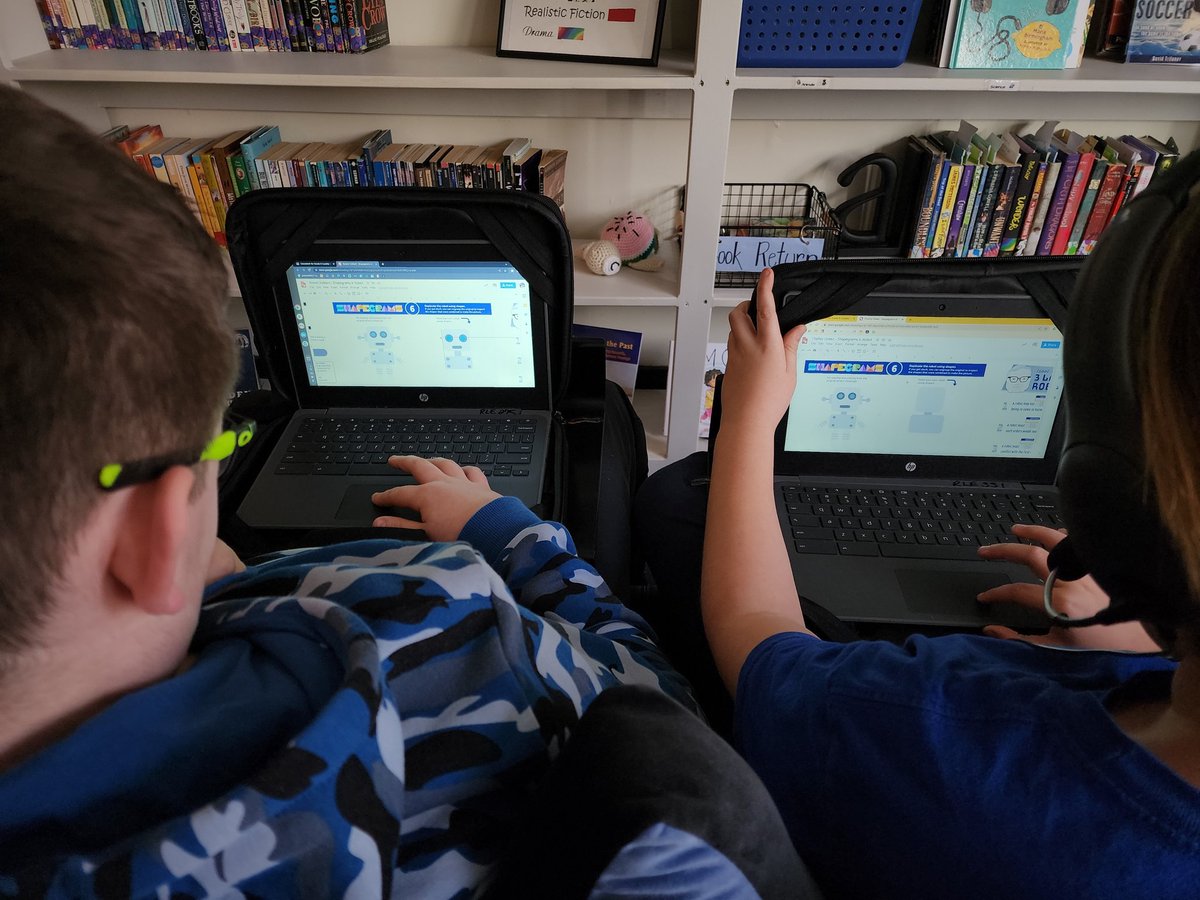 4Caseley's tweet image. Prep work for space poster creations by creating robots 🤖 with @shapegrams and #GoogleDrawing.  We will be able to add our own graphics to our posters! Next design: rockets and planets!
#AwesomeIn6th