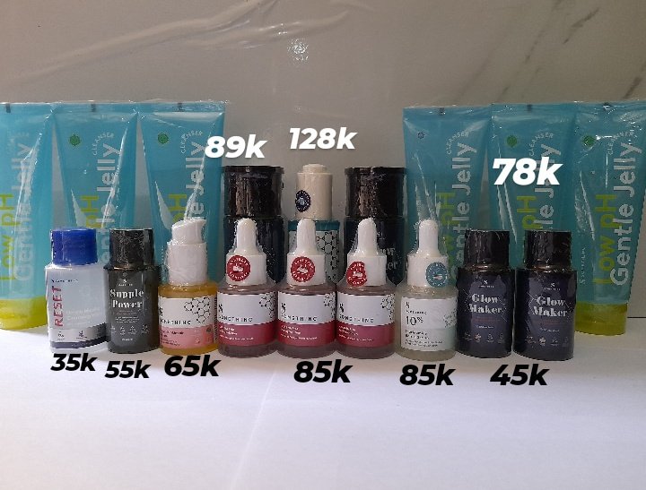 Anakkos_id's tweet photo. Halo Hola guyss mau share thread jualan lagi setelah sekian lama hiatus ✨

*disclaimer : harga bisa sewaktu-waktu berubah

Bisa diorder via shopee tokopedia dan lazada yaa
https://t.co/yKhAg3QMv1
https://t.co/r9I2NY4bEf
https://t.co/0UkouyFMPD

wtb wts skincare makeup murah https://t.co/5hrPpDsHVY